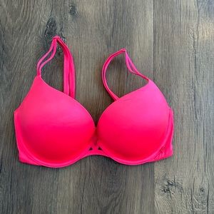 Victoria’s Secret Very Sexy Push Up 32DD